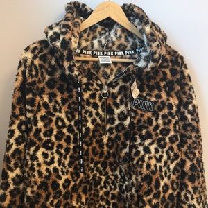 New Victoria Secret Leopard Sherpa Hoodie NWT bag